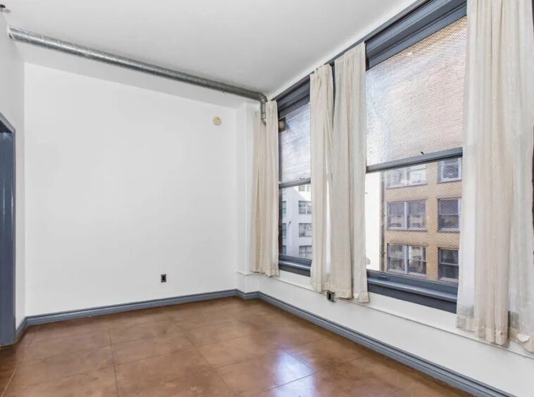 215 W 7th St Apt 1003