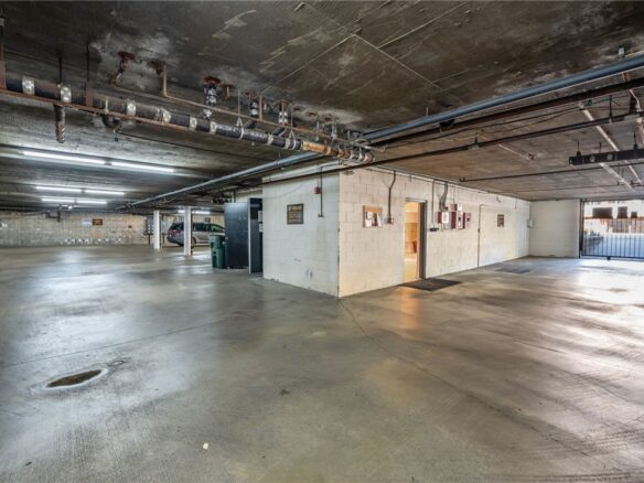 2444 E Del Mar Blvd #203, Pasadena, CA 91107