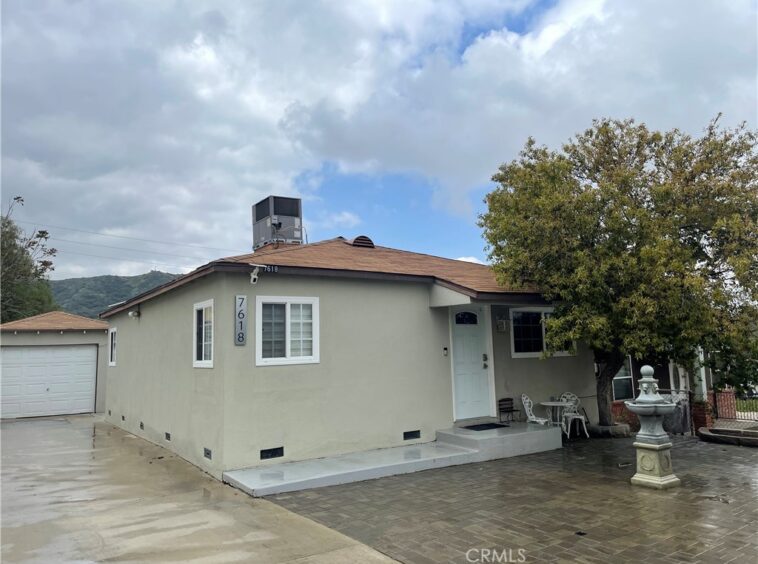 7618 Yates St, Tujunga, CA 91042