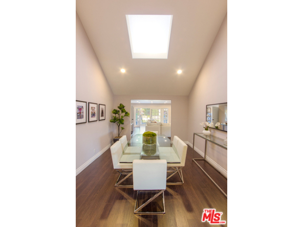 2228 Nella Vista Ave