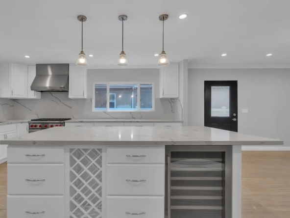 6337 West 82nd Street, Los Angeles, CA, 90045-2876