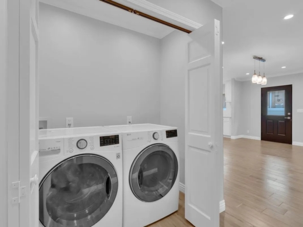6337 West 82nd Street, Los Angeles, CA, 90045-2876