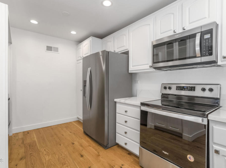 4944 Maytime Ln, Culver City, CA 90230