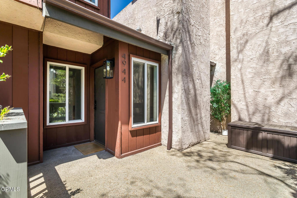 4944 Maytime Ln, Culver City, CA 90230