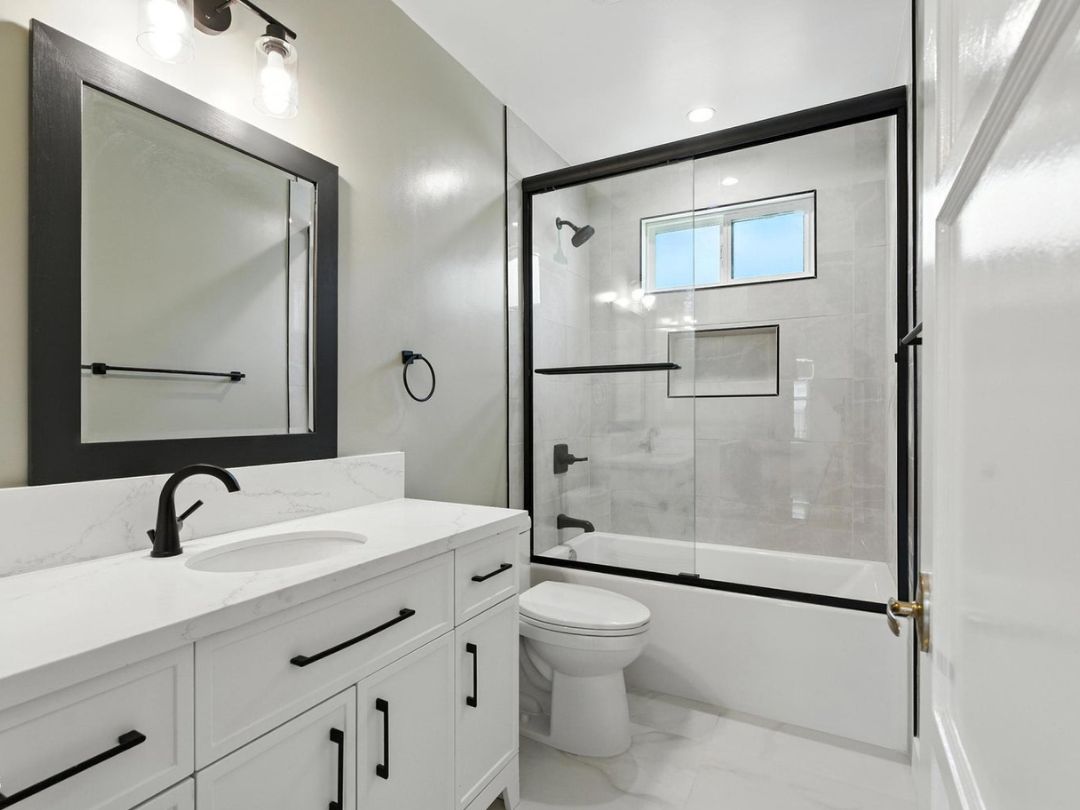 6706 Riverton Avenue, North Hollywood, CA 91606