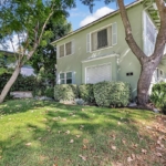 1545 1/2 Riverside Dr glendale, CA 91201