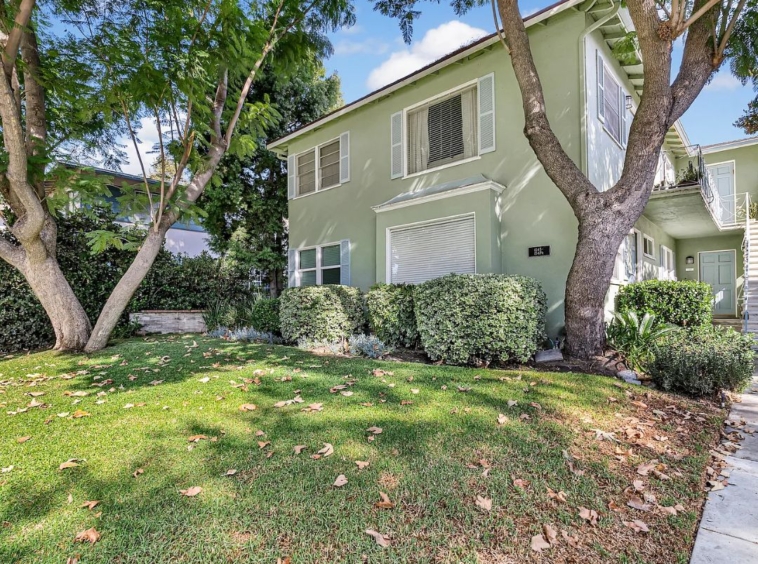 1545 1/2 Riverside Dr glendale, CA 91201