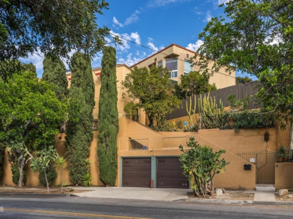 962 North Hoover Street, Los Angeles, CA 90029