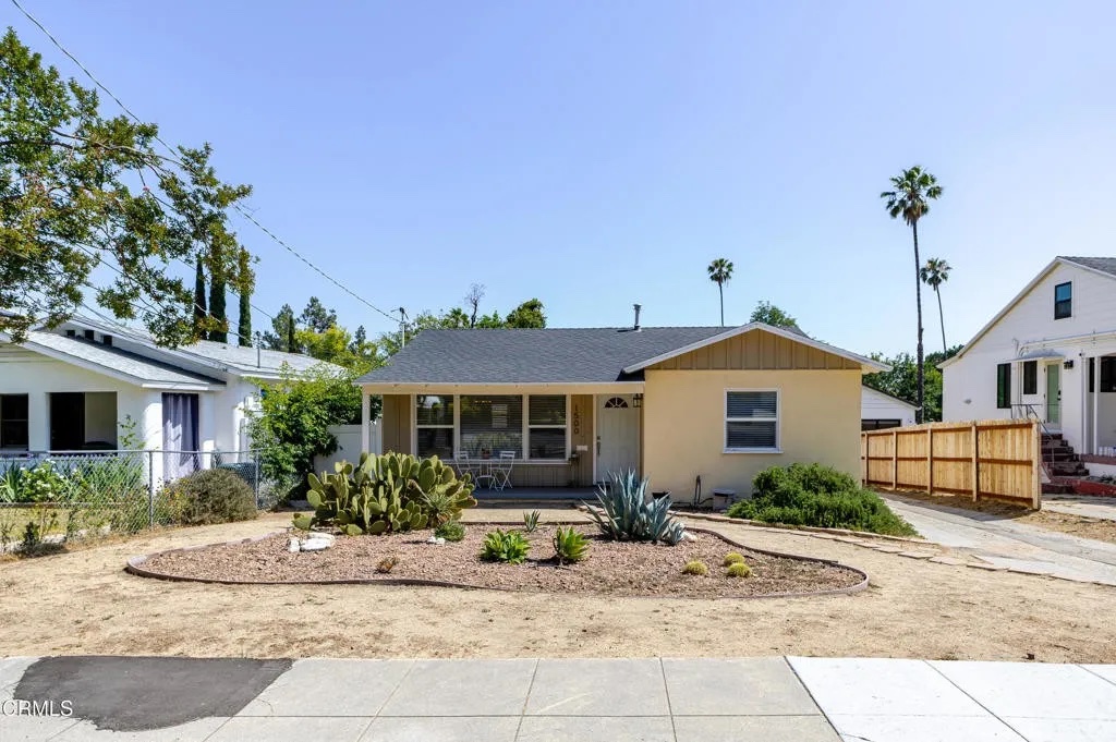 1500 E Topeka St, Pasadena, CA 91104 Exterior