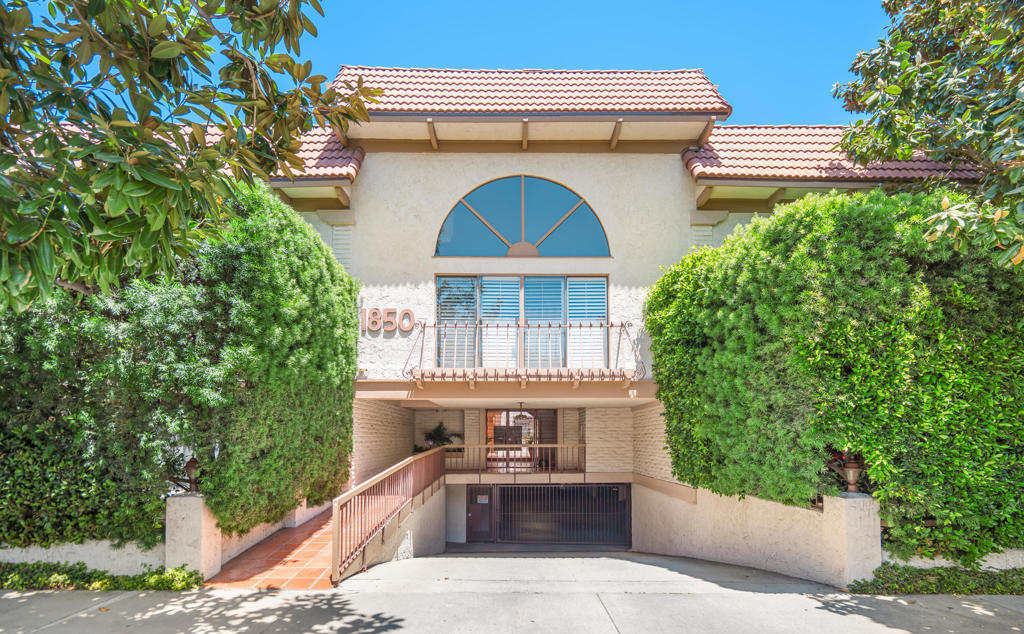 1850 Midvale Ave #4, Los Angeles, CA 90025