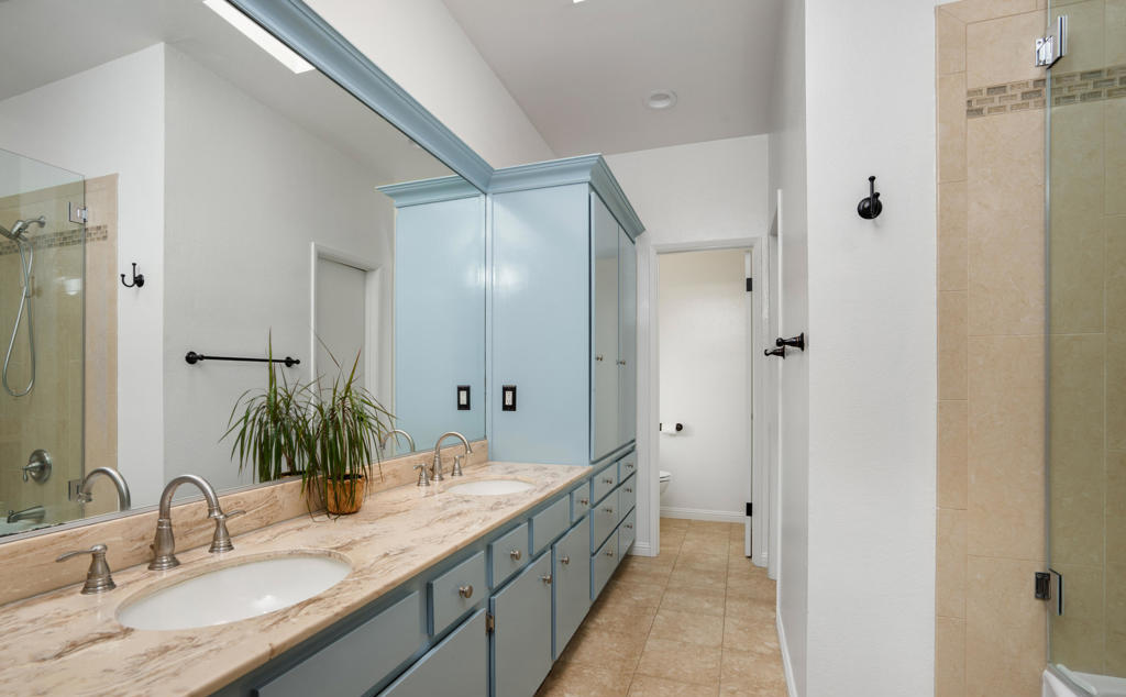 1850 Midvale Ave #4, Los Angeles, CA 90025