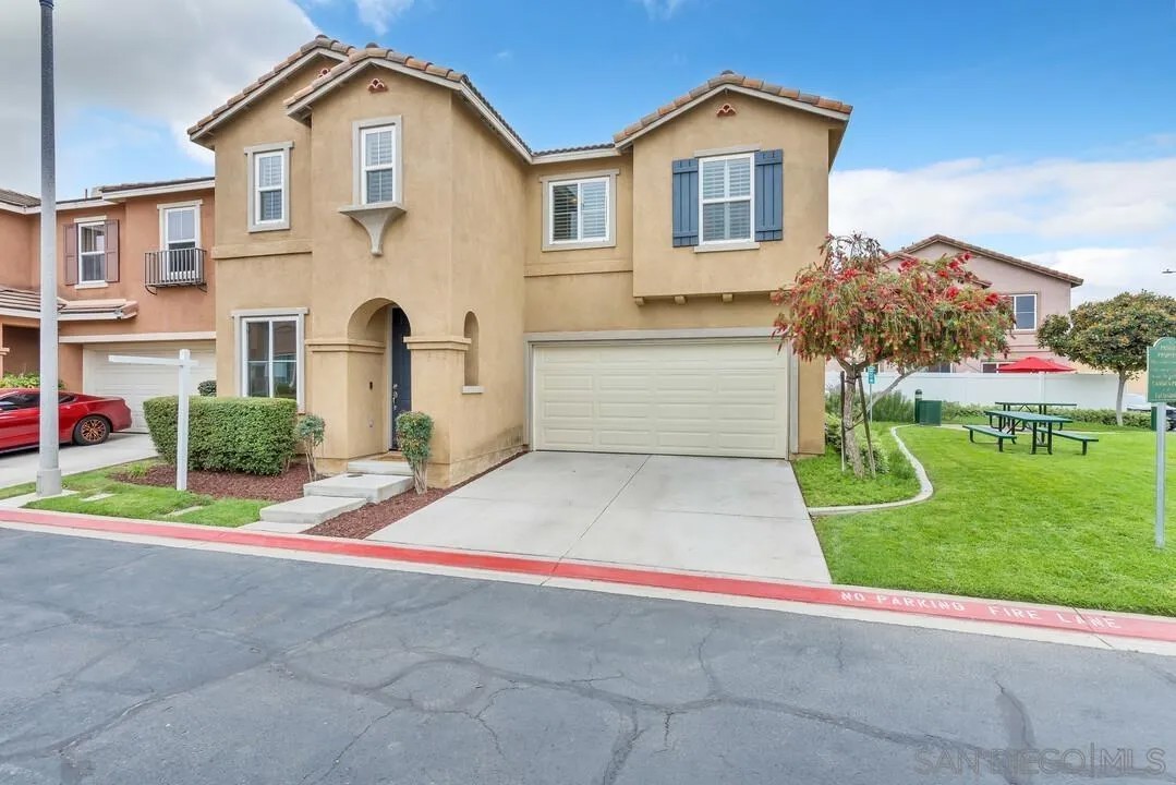 423 Cornwall Gln – 01 423 Cornwall Gln, Escondido, CA 92027